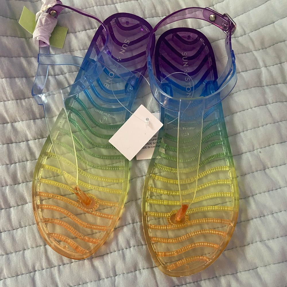 Sun and stone NWT size 8 jelly sandals